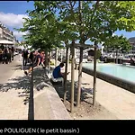 Appt, Terrasse ,velo , Plages & Port A Proximite , Idealement Bien Situe, Dernier Etage Apartment *