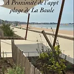 Appt, Terrasse ,velo , Plages & Port A Proximite , Idealement Bien Situe, Dernier Etage Apartment *